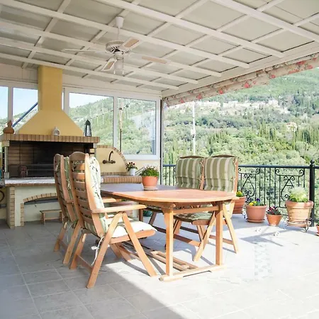 Roula's Veranda